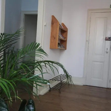 Romantic Chiado 7 -Private Small Single Room With No Outside Window Lizbona Zewnętrze zdjęcie