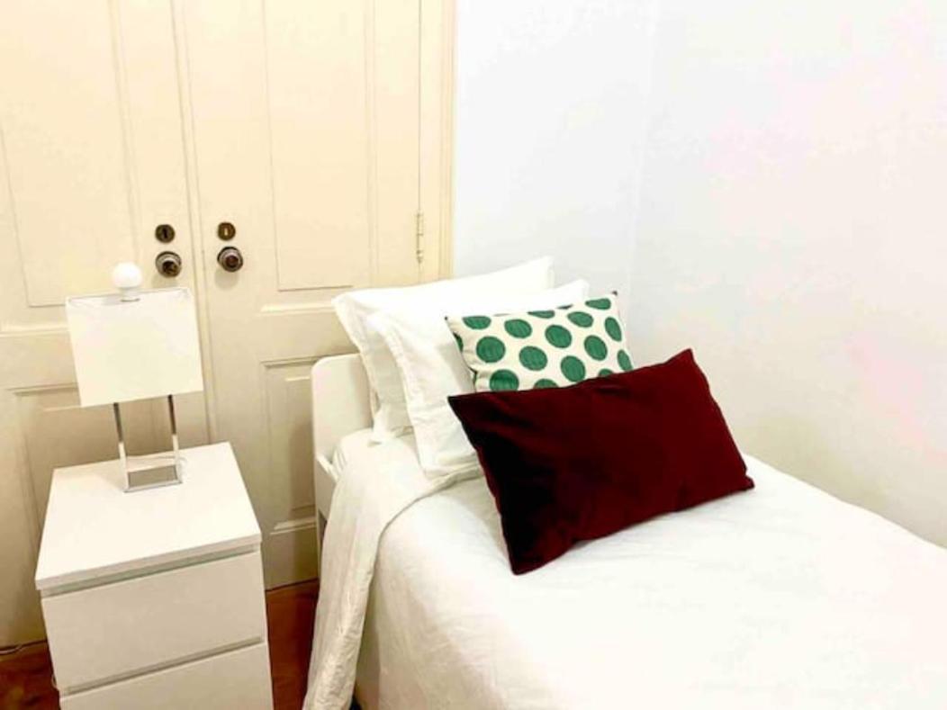 Appartement Romantic Chiado 7 -private Small Single With No Outside Window Lissabon