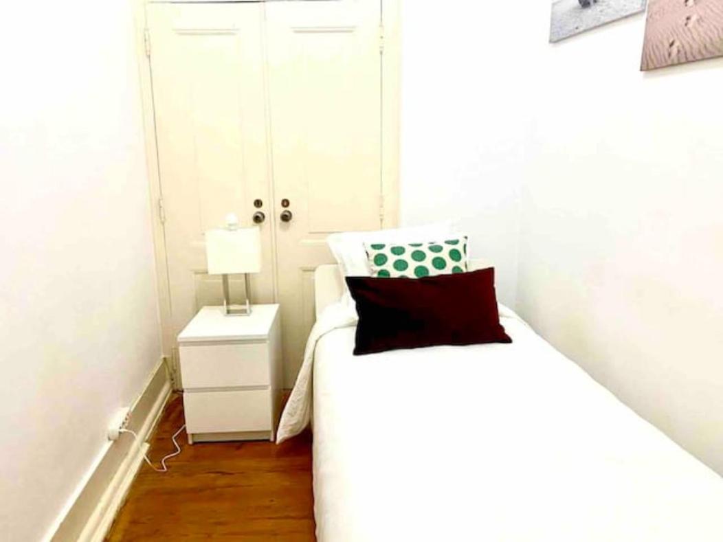 Romantic Chiado 7 -private Small Single With No Outside Window Appartement